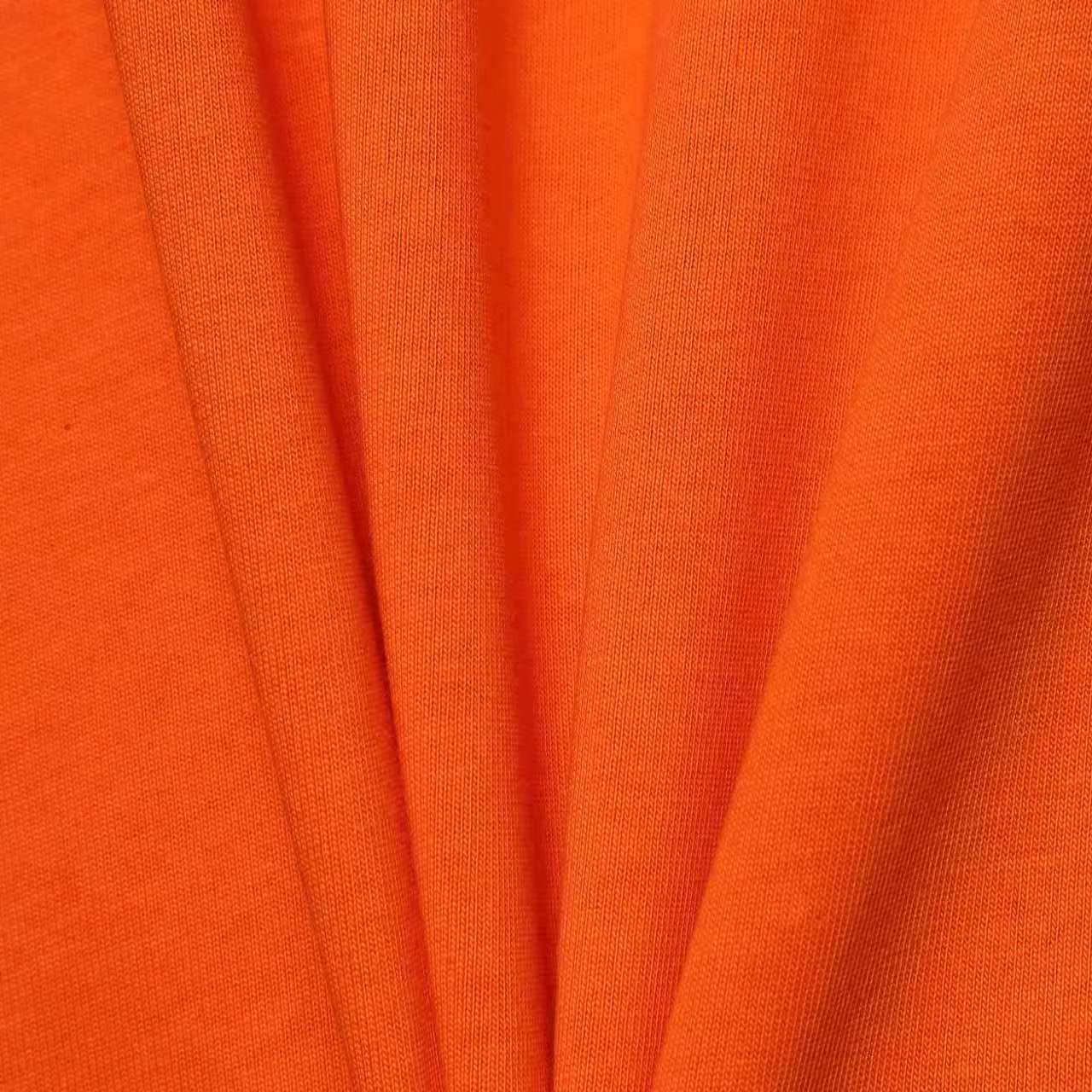 26ss CASABLANCA original printing process short-sleeved T-shirt original development using high-density double yarn pure cotton fabric upper body soft and comfortable color Black White Dark Green color Orange Pink Blue Royal Blue color cigarette powder 8 colors Sizes S M L XL